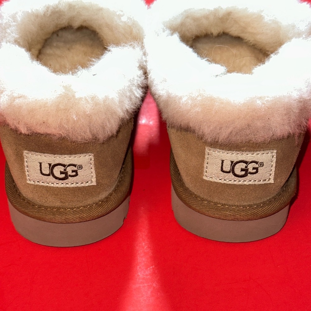 UGG Womens 7 Nita Suede Sheepskin Slip-On Slippers Chestnut Water Resistant FLAW - Picture 7 of 10